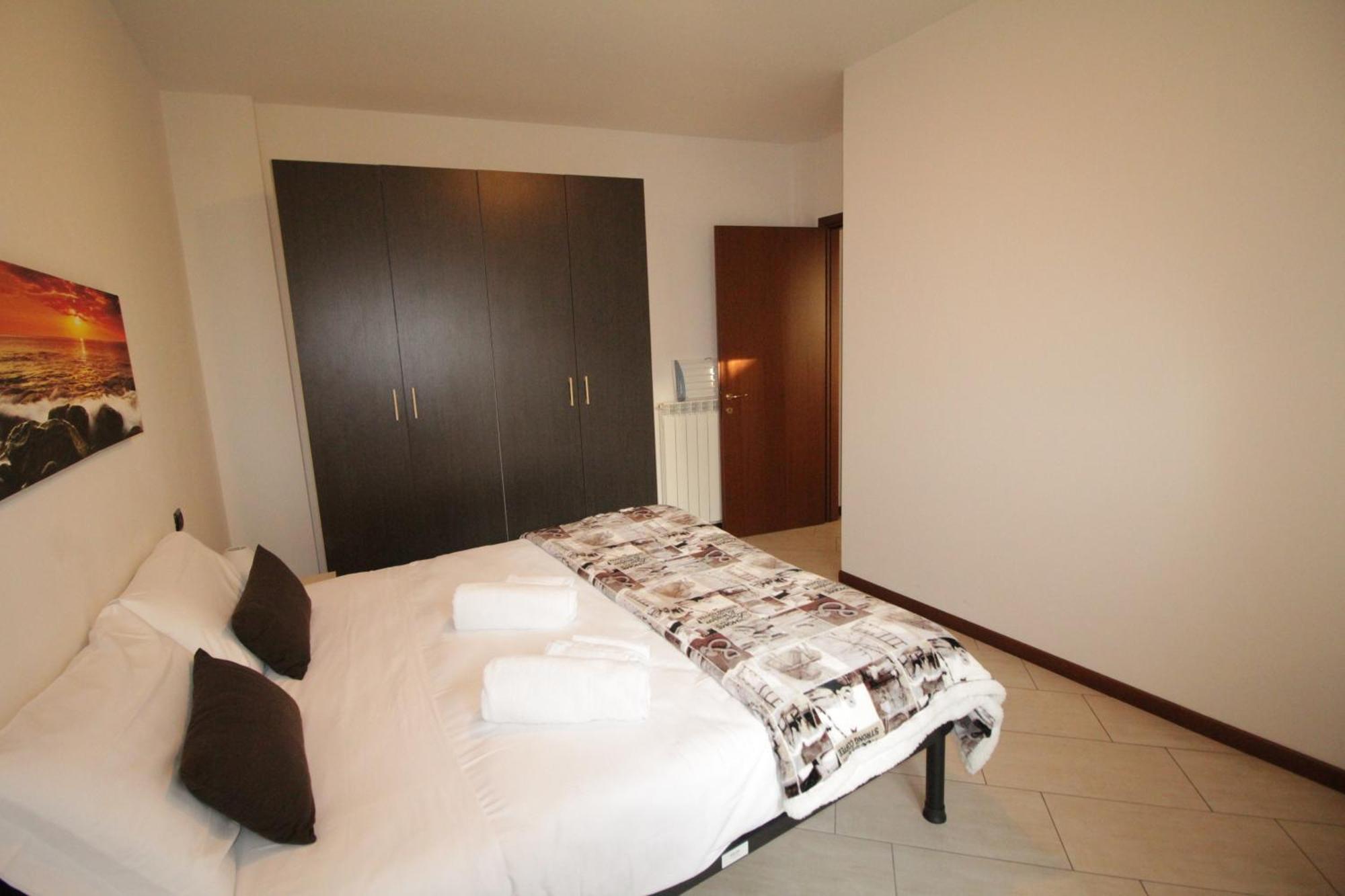 Appartamenti "Residence Mgm" Ponte San Pietro  Eksteriør billede