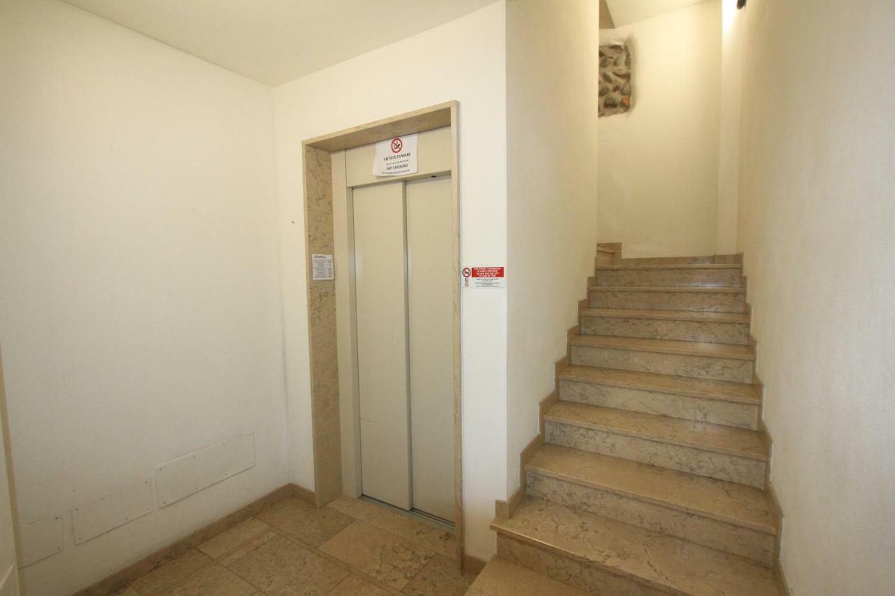 Appartamenti "Residence Mgm" Ponte San Pietro  Eksteriør billede